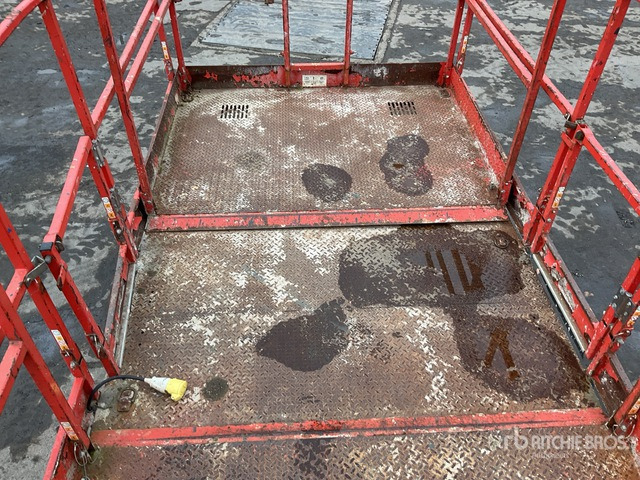 2016 Skyjack SJ8841A 4x4 Diesel Scissor Lift - מעלית מספריים: תמונה 5 2016 Skyjack SJ8841A 4x4 Diesel Scissor Lift - מעלית מספריים: תמונה 5