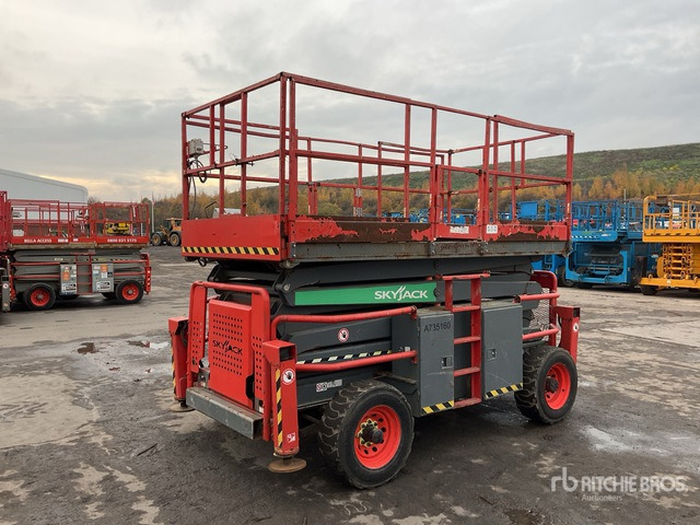 2016 Skyjack SJ8841A 4x4 Diesel Scissor Lift - מעלית מספריים: תמונה 3 2016 Skyjack SJ8841A 4x4 Diesel Scissor Lift - מעלית מספריים: תמונה 3