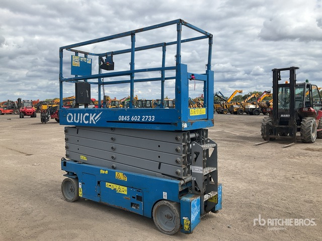 2017 Genie GS3232 Electric Scissor Lift - מעלית מספריים: תמונה 4 2017 Genie GS3232 Electric Scissor Lift - מעלית מספריים: תמונה 4