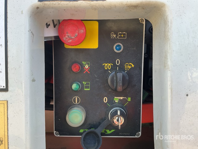 2017 Nifty HR21 4WD Hybrid Articulating Boom Lift - זרוע מרפקי: תמונה 5 2017 Nifty HR21 4WD Hybrid Articulating Boom Lift - זרוע מרפקי: תמונה 5