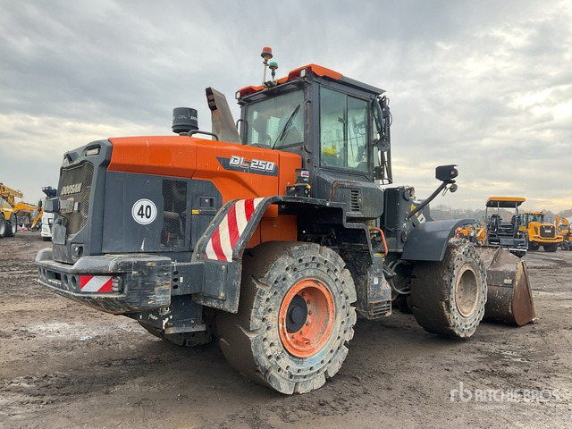 2022 Doosan DL250-7 Wheel Loader - מעמיס גלגלים: תמונה 5 2022 Doosan DL250-7 Wheel Loader - מעמיס גלגלים: תמונה 5