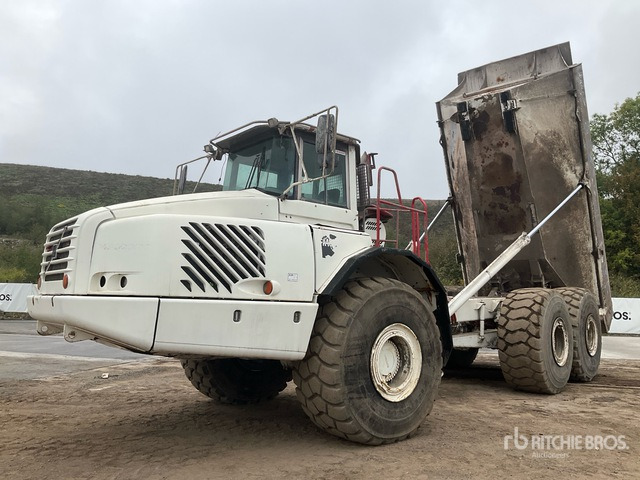 Volvo A40D Articulated Dump Truck - מסיר פסולת מפרקי: תמונה 1 Volvo A40D Articulated Dump Truck - מסיר פסולת מפרקי: תמונה 1