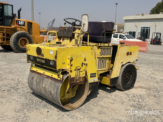 1987 Bomag BW121AC-1 4 Wheel Combination Roller - מכסחת תבואה/ עשבים: תמונה 2 1987 Bomag BW121AC-1 4 Wheel Combination Roller - מכסחת תבואה/ עשבים: תמונה 2
