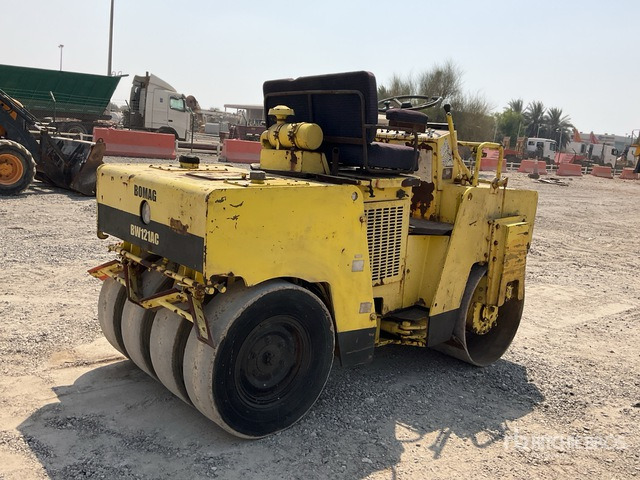 1987 Bomag BW121AC-1 4 Wheel Combination Roller - מכסחת תבואה/ עשבים: תמונה 3 1987 Bomag BW121AC-1 4 Wheel Combination Roller - מכסחת תבואה/ עשבים: תמונה 3