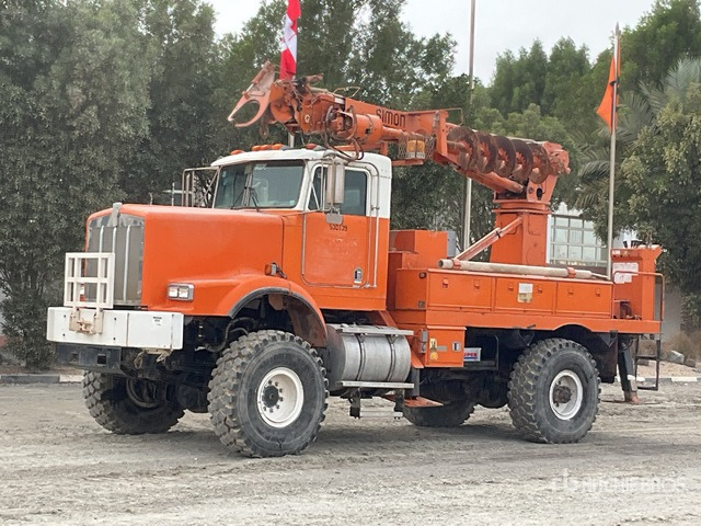 1995 Kenworth C500 Simon-Telelect on 4x4 Drill Truck - מכסחת תבואה/ עשבים: תמונה 1 1995 Kenworth C500 Simon-Telelect on 4x4 Drill Truck - מכסחת תבואה/ עשבים: תמונה 1
