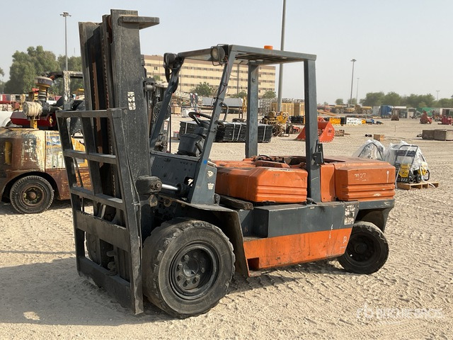 1995 Toyota 5FDA50 5 ton (Inoperable) Forklift - מלגזת סולר: תמונה 2 1995 Toyota 5FDA50 5 ton (Inoperable) Forklift - מלגזת סולר: תמונה 2