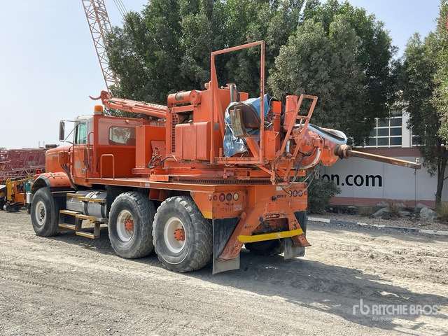 1995 Western Star 4966S Altec TH7 on 6x4 Drill Truck - מכסחת תבואה/ עשבים: תמונה 3 1995 Western Star 4966S Altec TH7 on 6x4 Drill Truck - מכסחת תבואה/ עשבים: תמונה 3