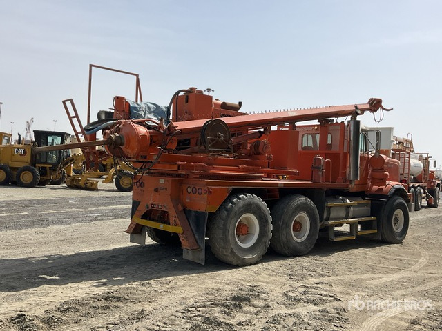 1995 Western Star 4966S Altec TH7 on 6x4 Drill Truck - מכסחת תבואה/ עשבים: תמונה 4 1995 Western Star 4966S Altec TH7 on 6x4 Drill Truck - מכסחת תבואה/ עשבים: תמונה 4