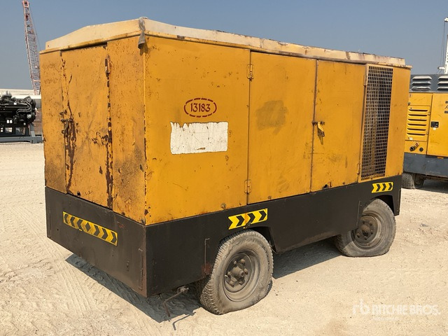 1996 Atlas Copco Mobile (Inoperable) Air Compressor - מדחס אוויר: תמונה 3 1996 Atlas Copco Mobile (Inoperable) Air Compressor - מדחס אוויר: תמונה 3