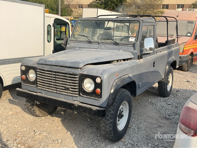 1996 Land Rover 110 4x4 (Inoperable) Pickup - טנדר: תמונה 2 1996 Land Rover 110 4x4 (Inoperable) Pickup - טנדר: תמונה 2