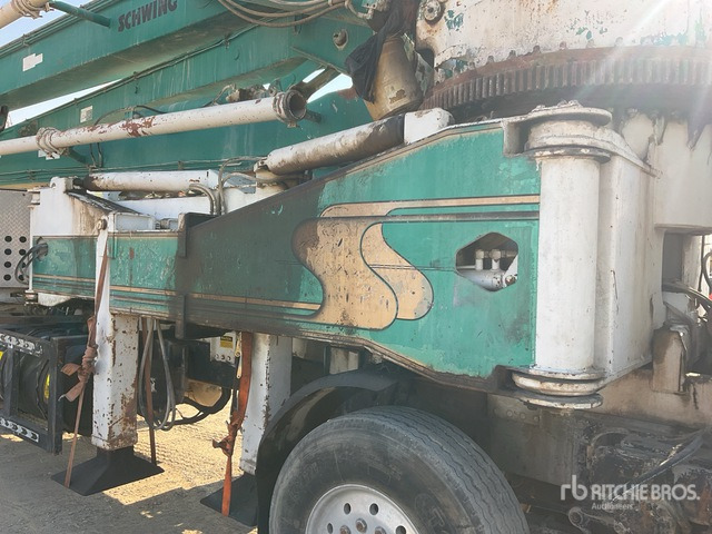 1997 Mack MR688S 1997 Schwing KVM 42/38 42 m on 8x4 Concrete Pump Truck - משאית משאבת בטון: תמונה 4 1997 Mack MR688S 1997 Schwing KVM 42/38 42 m on 8x4 Concrete Pump Truck - משאית משאבת בטון: תמונה 4