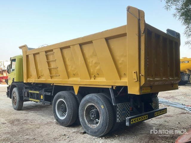 1999 Scania 380 6x4 (Inoperable) T/A Dump Truck - מזהיר: תמונה 2 1999 Scania 380 6x4 (Inoperable) T/A Dump Truck - מזהיר: תמונה 2