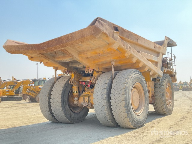 2001 Komatsu HD785-5 - משאית סלעים/ מסיר פסולת קשיח: תמונה 3 2001 Komatsu HD785-5 - משאית סלעים/ מסיר פסולת קשיח: תמונה 3