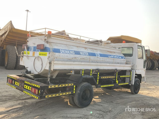 2002 Iveco Cargo 712 5000 L 4x2 Water Truck - משאית מכל: תמונה 5 2002 Iveco Cargo 712 5000 L 4x2 Water Truck - משאית מכל: תמונה 5