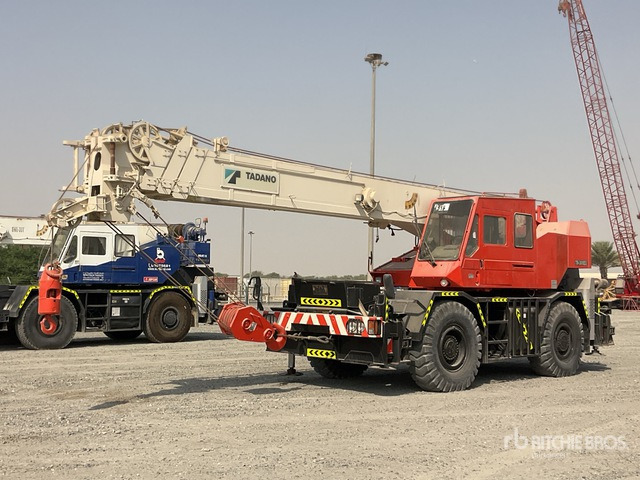 2002 Tadano TR300EX 30 ton 4x4x4 Rough Terrain Crane - עגורן שטח מחוספס: תמונה 2 2002 Tadano TR300EX 30 ton 4x4x4 Rough Terrain Crane - עגורן שטח מחוספס: תמונה 2