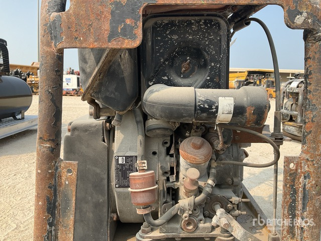 2003 Bomag BPR 50/52D-3 Vibratory Plate Compactor - לוח רטט: תמונה 4 2003 Bomag BPR 50/52D-3 Vibratory Plate Compactor - לוח רטט: תמונה 4