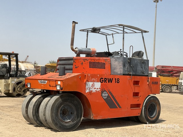 2004 Hamm GRW18 8 Wheel Pneumatic Roller - רולר פניאומטי: תמונה 1 2004 Hamm GRW18 8 Wheel Pneumatic Roller - רולר פניאומטי: תמונה 1