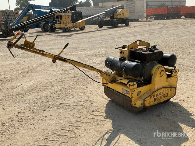 2006 Bomag BW75S-2 Walk Behind Roller - מיני רולר: תמונה 3 2006 Bomag BW75S-2 Walk Behind Roller - מיני רולר: תמונה 3