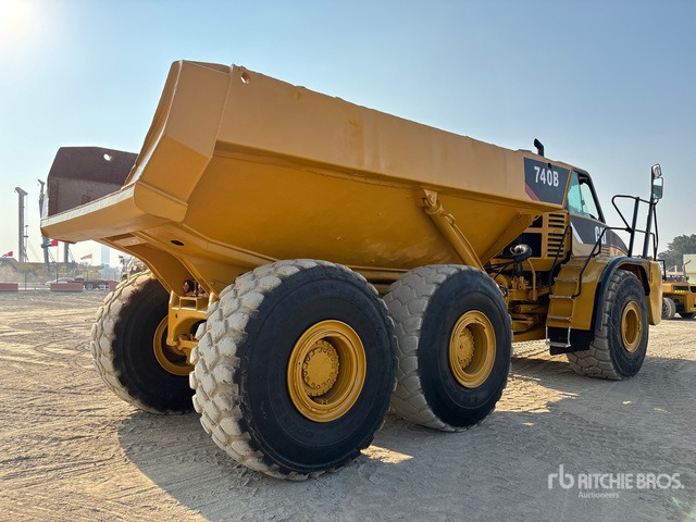 2007 Cat 740 Articulated Dump Truck - מסיר פסולת מפרקי: תמונה 3 2007 Cat 740 Articulated Dump Truck - מסיר פסולת מפרקי: תמונה 3