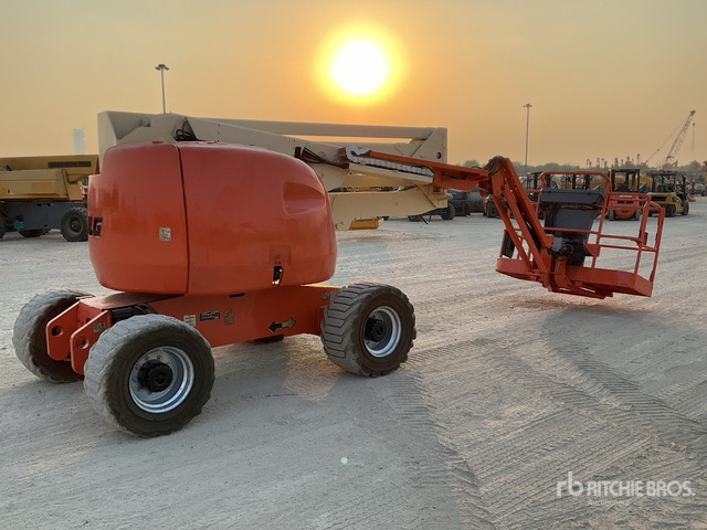 2007 JLG 450AJ 4WD Diesel Articulating Boom Lift - זרוע מרפקי: תמונה 3 2007 JLG 450AJ 4WD Diesel Articulating Boom Lift - זרוע מרפקי: תמונה 3