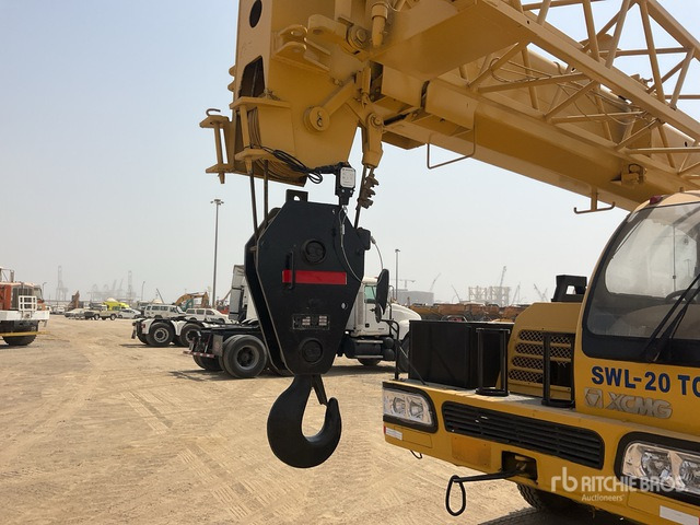 2007 XCMG QY20 20 ton 6x4 Hydraulic Truck Crane - מכונות אחרות: תמונה 5 2007 XCMG QY20 20 ton 6x4 Hydraulic Truck Crane - מכונות אחרות: תמונה 5