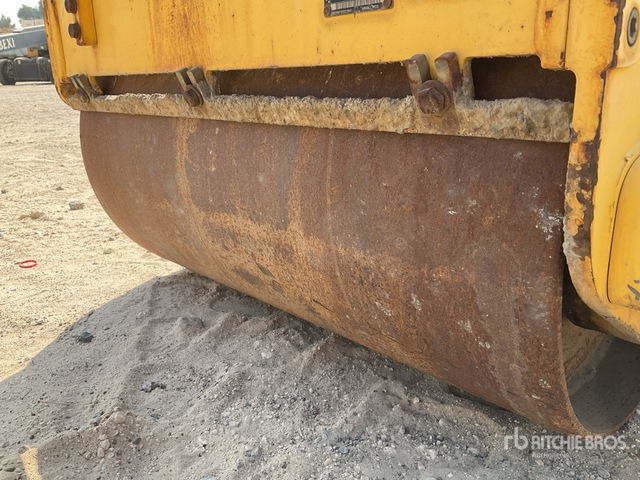 2008 Bomag BW75S-2 Walk Behind Roller - מיני רולר: תמונה 4 2008 Bomag BW75S-2 Walk Behind Roller - מיני רולר: תמונה 4