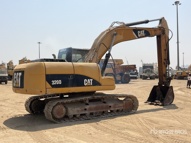 2008 Cat 320D Tracked Excavator - מחפר סורק: תמונה 4 2008 Cat 320D Tracked Excavator - מחפר סורק: תמונה 4