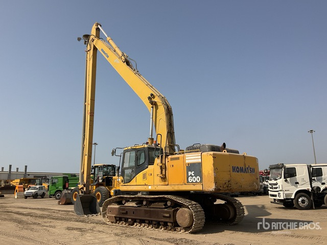 2008 Komatsu PC600-7 Long Reach Tracked Excavator - מחפר סורק: תמונה 3 2008 Komatsu PC600-7 Long Reach Tracked Excavator - מחפר סורק: תמונה 3