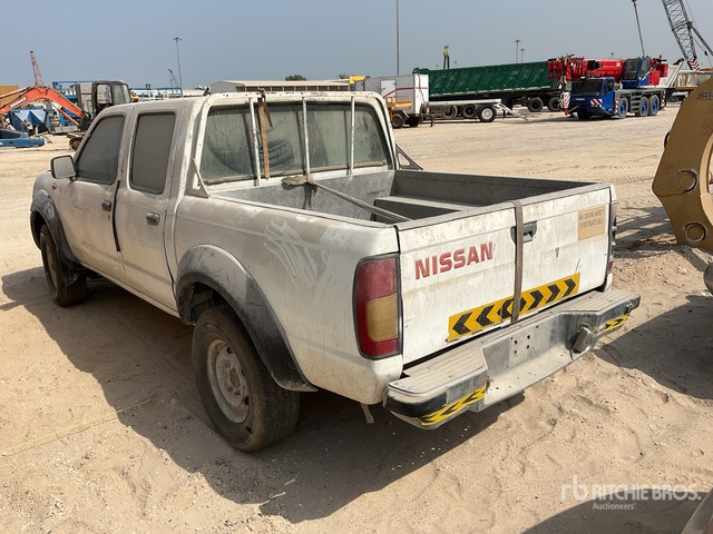 2008 Nissan 4x4 Crew Cab (Inoperable) Pickup - טנדר: תמונה 3 2008 Nissan 4x4 Crew Cab (Inoperable) Pickup - טנדר: תמונה 3