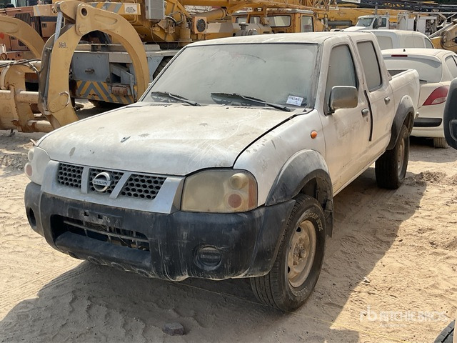 2008 Nissan 4x4 Crew Cab (Inoperable) Pickup - טנדר: תמונה 2 2008 Nissan 4x4 Crew Cab (Inoperable) Pickup - טנדר: תמונה 2