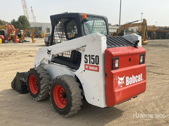 2010 Bobcat S150 - מעמיס היגוי החלקה: תמונה 3 2010 Bobcat S150 - מעמיס היגוי החלקה: תמונה 3