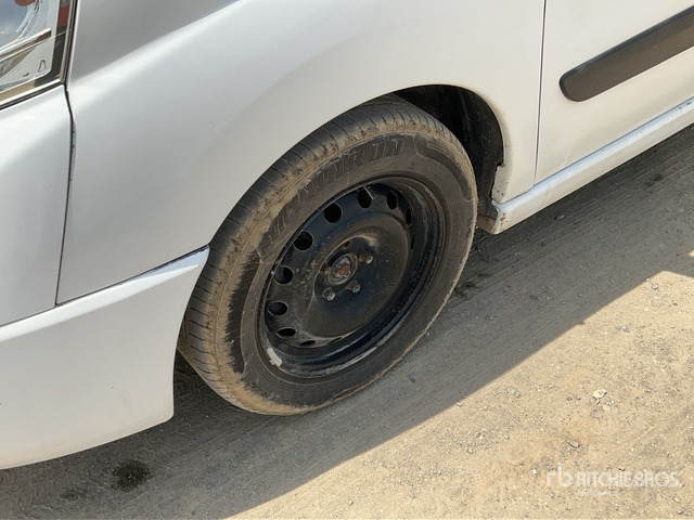 2010 Peugeot Expert Tepee - כלי רכב מסחרי לנוסעים: תמונה 5 2010 Peugeot Expert Tepee - כלי רכב מסחרי לנוסעים: תמונה 5