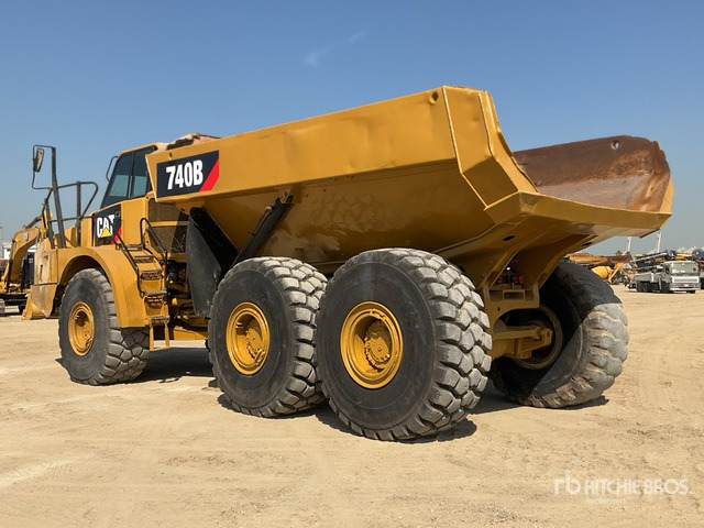 2012 Cat 740B Articulated Dump Truck - מסיר פסולת מפרקי: תמונה 2 2012 Cat 740B Articulated Dump Truck - מסיר פסולת מפרקי: תמונה 2