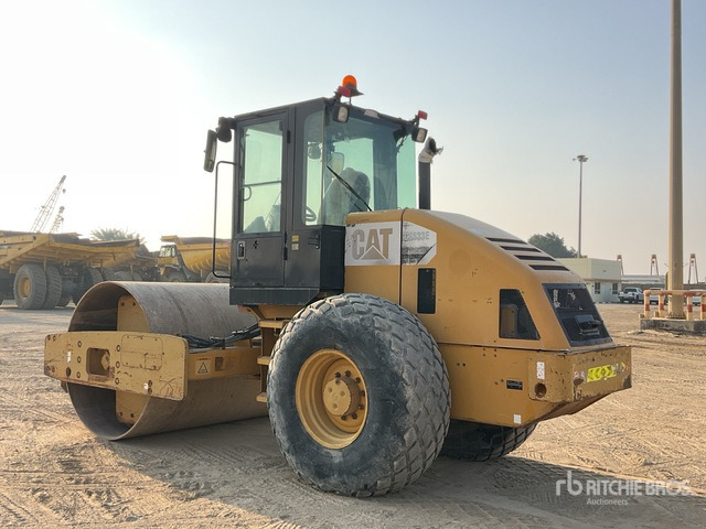 2012 Cat CS-533E Smooth Drum Compactor - מדחס: תמונה 2 2012 Cat CS-533E Smooth Drum Compactor - מדחס: תמונה 2