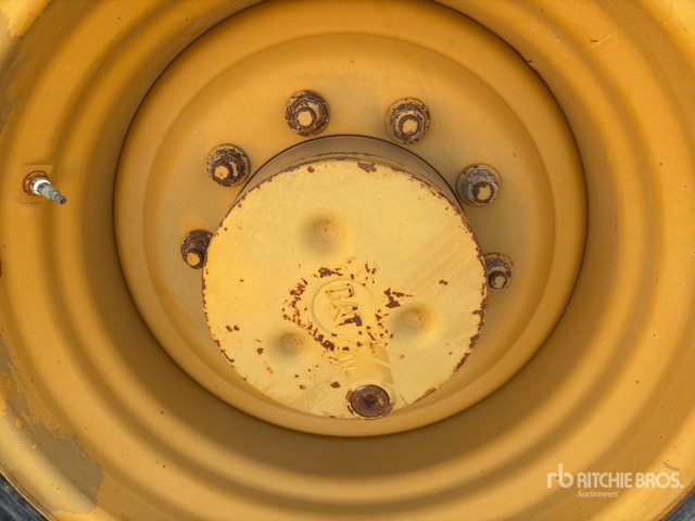 2012 Cat CS-533E Smooth Drum Compactor - מדחס: תמונה 5 2012 Cat CS-533E Smooth Drum Compactor - מדחס: תמונה 5