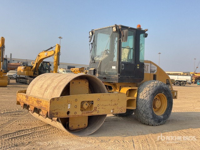 2012 Cat CS-533E Smooth Drum Compactor - מדחס: תמונה 1 2012 Cat CS-533E Smooth Drum Compactor - מדחס: תמונה 1
