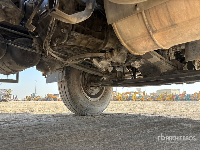 2012 Renault Kerax 440DXi 6x4 T/A Sleeper Truck Tractor - יחידת טרקטור: תמונה 5 2012 Renault Kerax 440DXi 6x4 T/A Sleeper Truck Tractor - יחידת טרקטור: תמונה 5