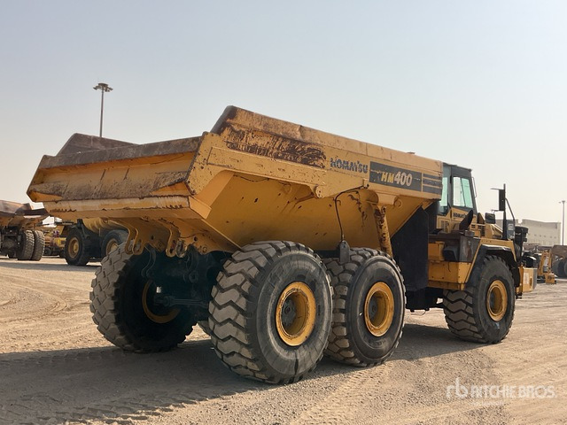 2014 Komatsu HM400-2R Articulated Dump Truck - מסיר פסולת מפרקי: תמונה 4 2014 Komatsu HM400-2R Articulated Dump Truck - מסיר פסולת מפרקי: תמונה 4