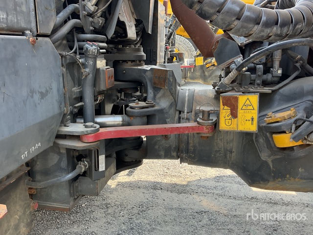 מסיר פסולת מפרקי 2014 Komatsu HM400-3: תמונה 6