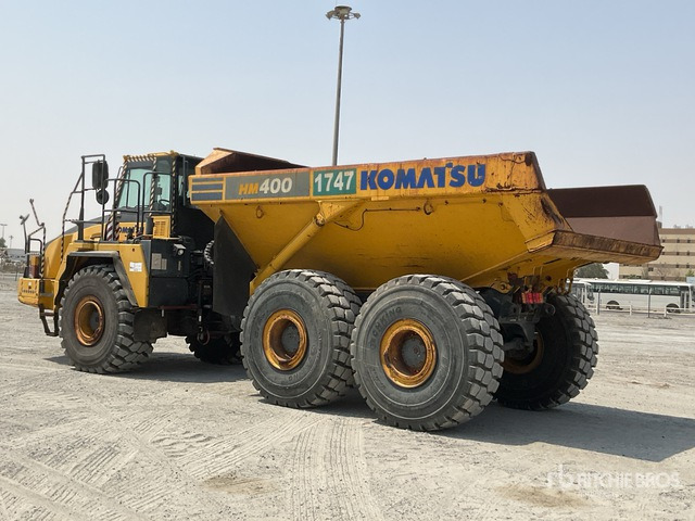2015 Komatsu HM400-3 Articulated Dump Truck - מסיר פסולת מפרקי: תמונה 3 2015 Komatsu HM400-3 Articulated Dump Truck - מסיר פסולת מפרקי: תמונה 3