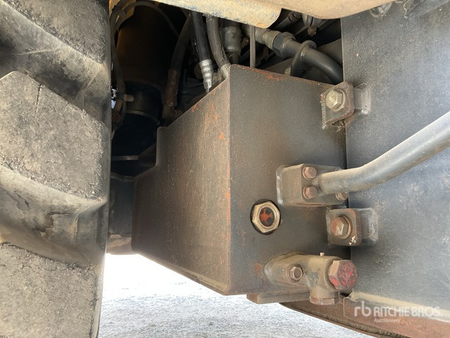 2015 Komatsu HM400-3 - מסיר פסולת מפרקי: תמונה 5 2015 Komatsu HM400-3 - מסיר פסולת מפרקי: תמונה 5