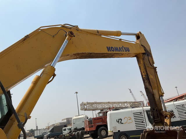 2016 Komatsu PC450-8 Tracked Excavator - מחפר סורק: תמונה 5 2016 Komatsu PC450-8 Tracked Excavator - מחפר סורק: תמונה 5