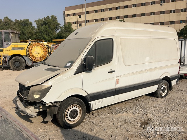 2016 Mercedes-Benz Sprinter 316 (Inoperable) Cargo Van - כלי רכב מסחרי עם לוח: תמונה 1 2016 Mercedes-Benz Sprinter 316 (Inoperable) Cargo Van - כלי רכב מסחרי עם לוח: תמונה 1