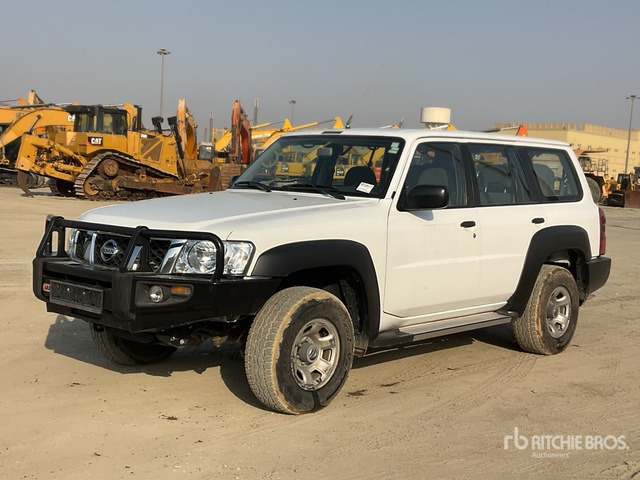 2018 Nissan Patrol GL 4x4 SUV - SUV: תמונה 2 2018 Nissan Patrol GL 4x4 SUV - SUV: תמונה 2