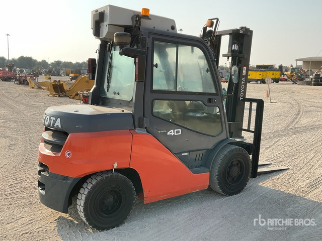 2018 Toyota 8FD40N 4 ton Forklift - מלגזת סולר: תמונה 3 2018 Toyota 8FD40N 4 ton Forklift - מלגזת סולר: תמונה 3