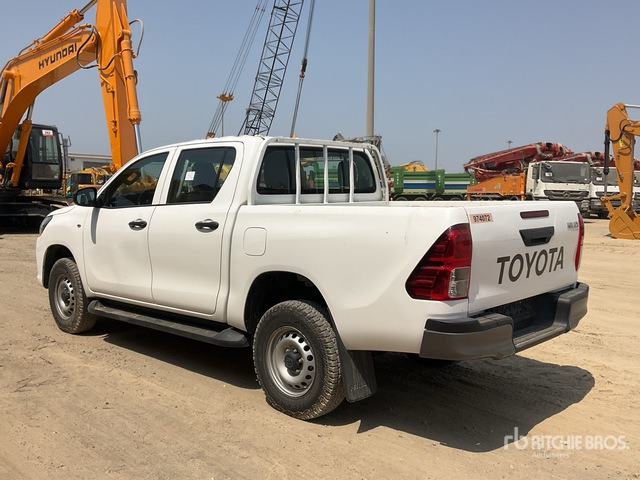 2018 Toyota Hilux 4x4 Crew Cab Pickup - טנדר: תמונה 5 2018 Toyota Hilux 4x4 Crew Cab Pickup - טנדר: תמונה 5