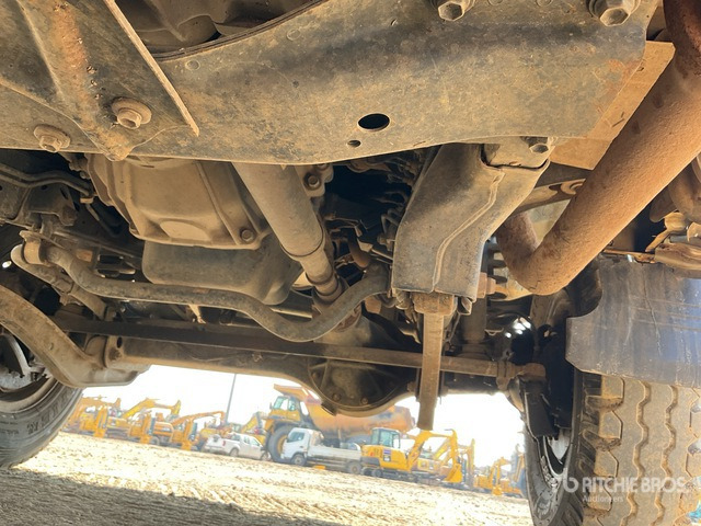 2018 Toyota Land Cruiser 78R 4x4 SUV - SUV: תמונה 5 2018 Toyota Land Cruiser 78R 4x4 SUV - SUV: תמונה 5