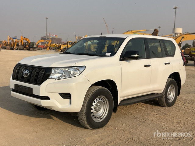 2018 Toyota Prado TX 150L 4x4 SUV - SUV: תמונה 2 2018 Toyota Prado TX 150L 4x4 SUV - SUV: תמונה 2