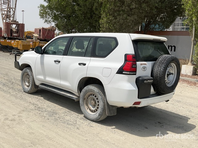 2018 Toyota Prado TX 150L 4x4 SUV - SUV: תמונה 4 2018 Toyota Prado TX 150L 4x4 SUV - SUV: תמונה 4