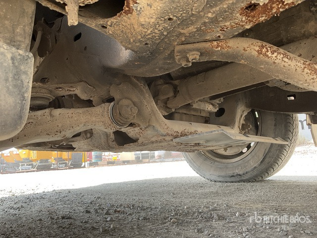 2018 Toyota Prado TX 150L 4x4 SUV - SUV: תמונה 5 2018 Toyota Prado TX 150L 4x4 SUV - SUV: תמונה 5